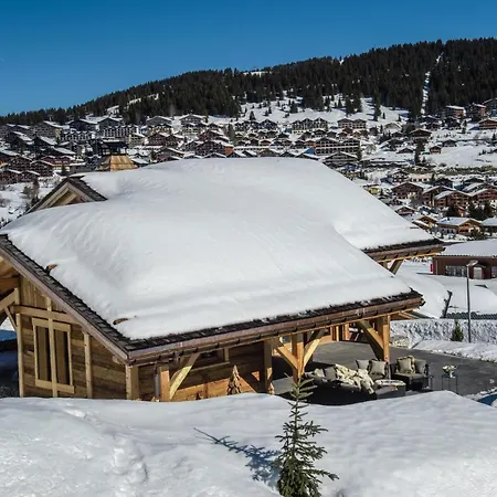 Chalet B Ski Aux Pieds Chalet *