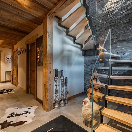 Chalet B Ski Aux Pieds Chalet *